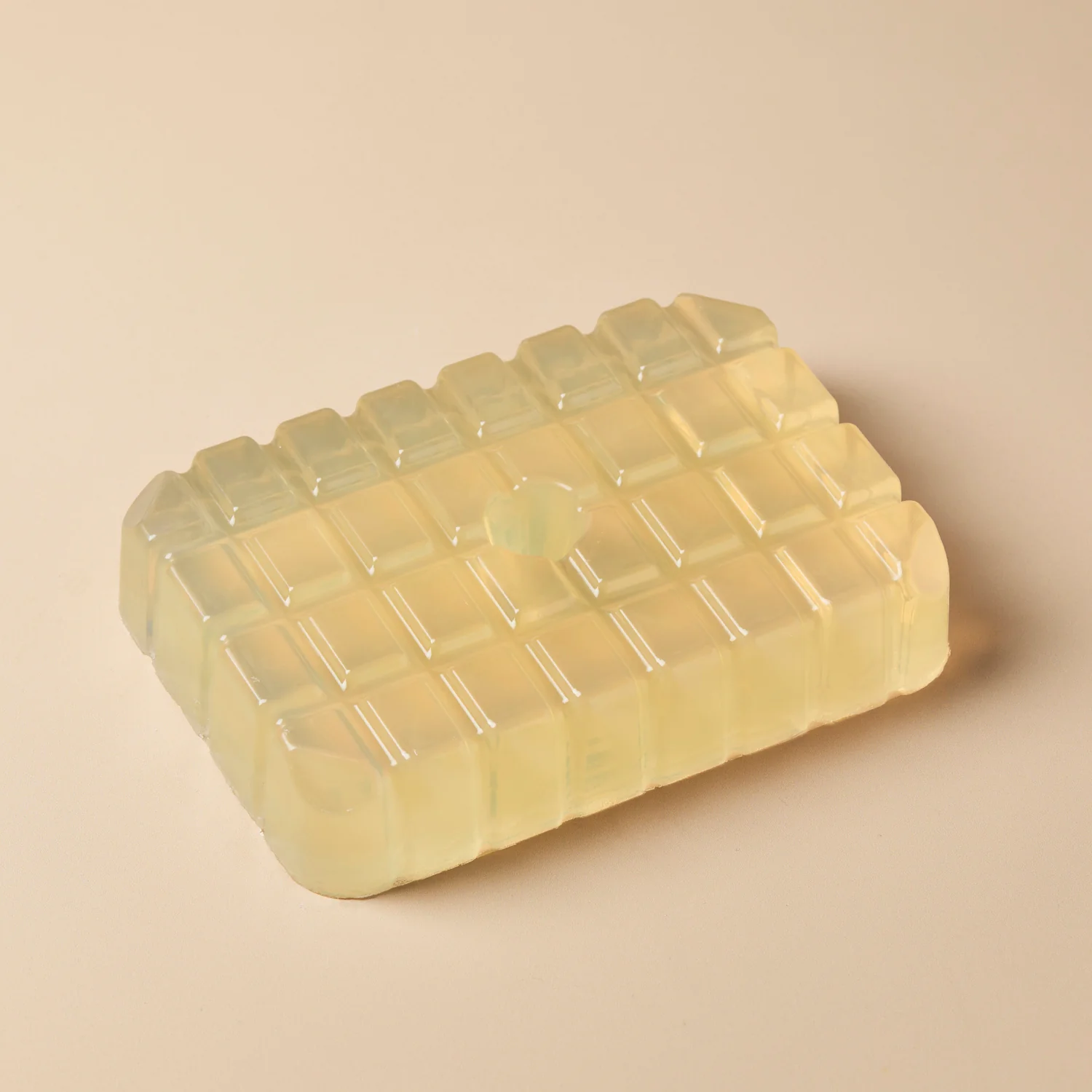 Detergent Free Honey Melt & Pour Soap Base - 2 lb Tray - Image 2