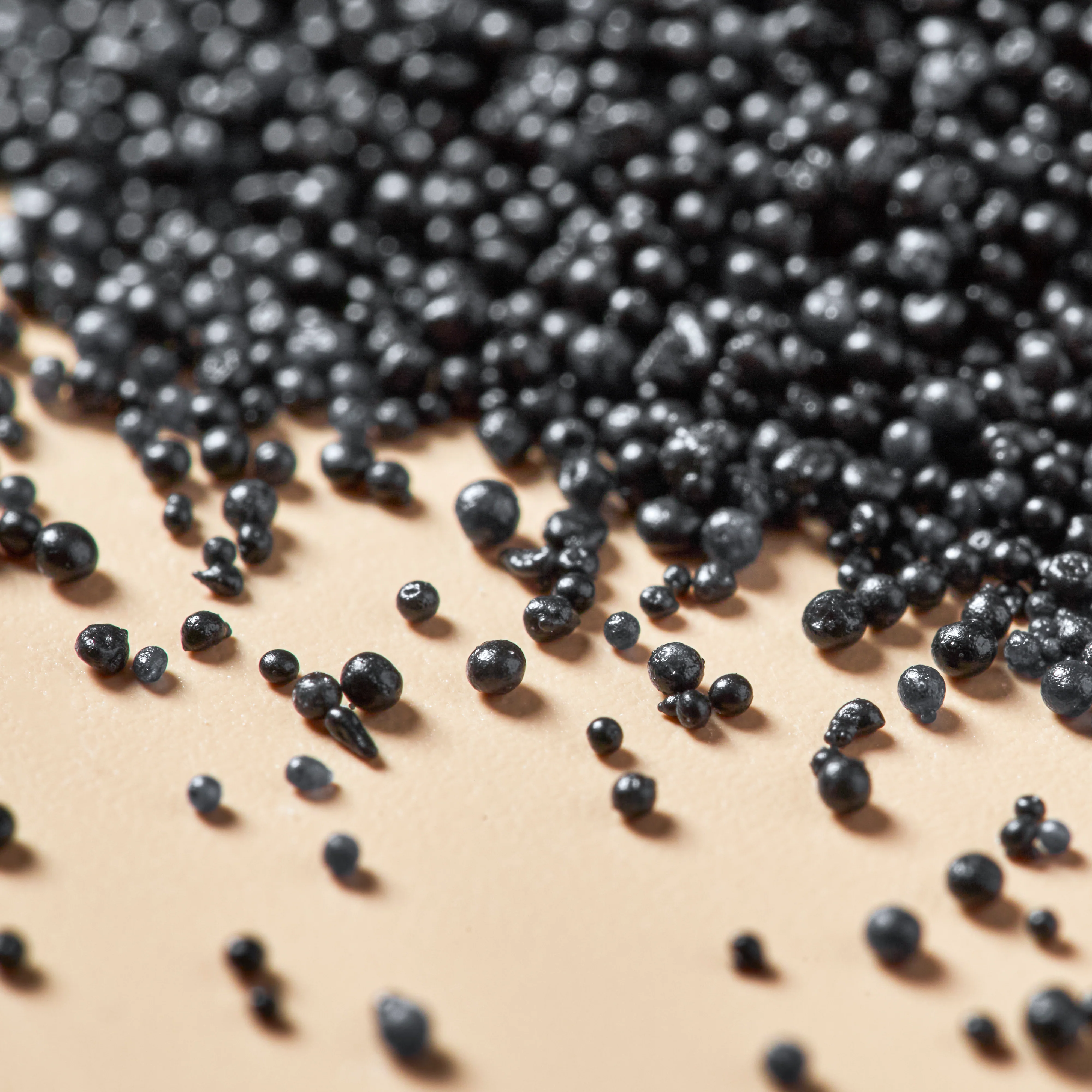 Jojoba Beads: Black - Image 3