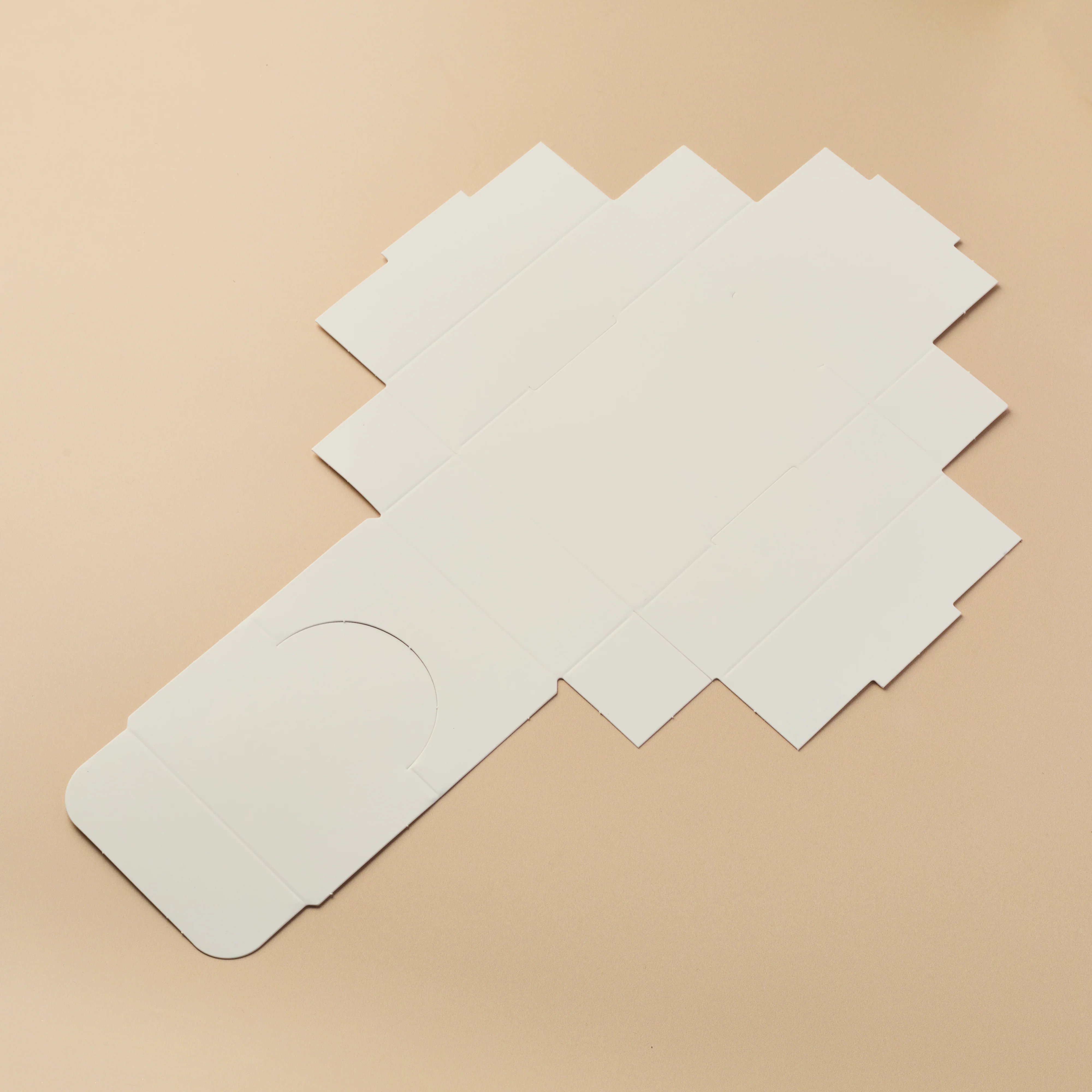 Lip Tube Arched Display Box - (WHITE COLOR) - Image 2